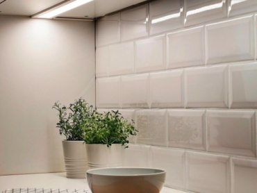 metro-light-grey-10x20